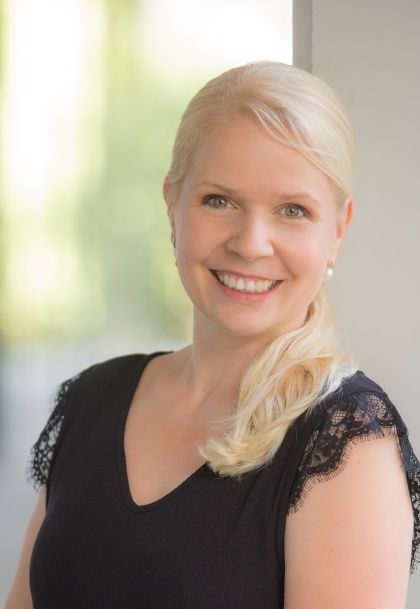 Frau Diana Walther